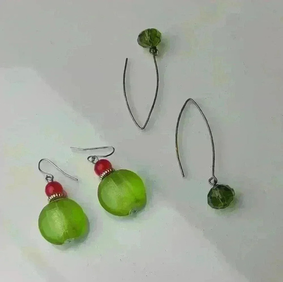 Vintage green red earrings bundle of 2 - Picture 4 of 14
